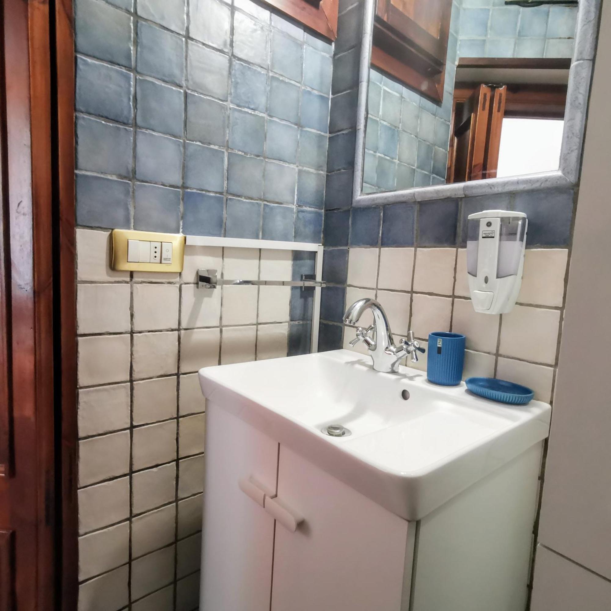 Cortile Di San Leo Lägenhet Vietri Exteriör bild